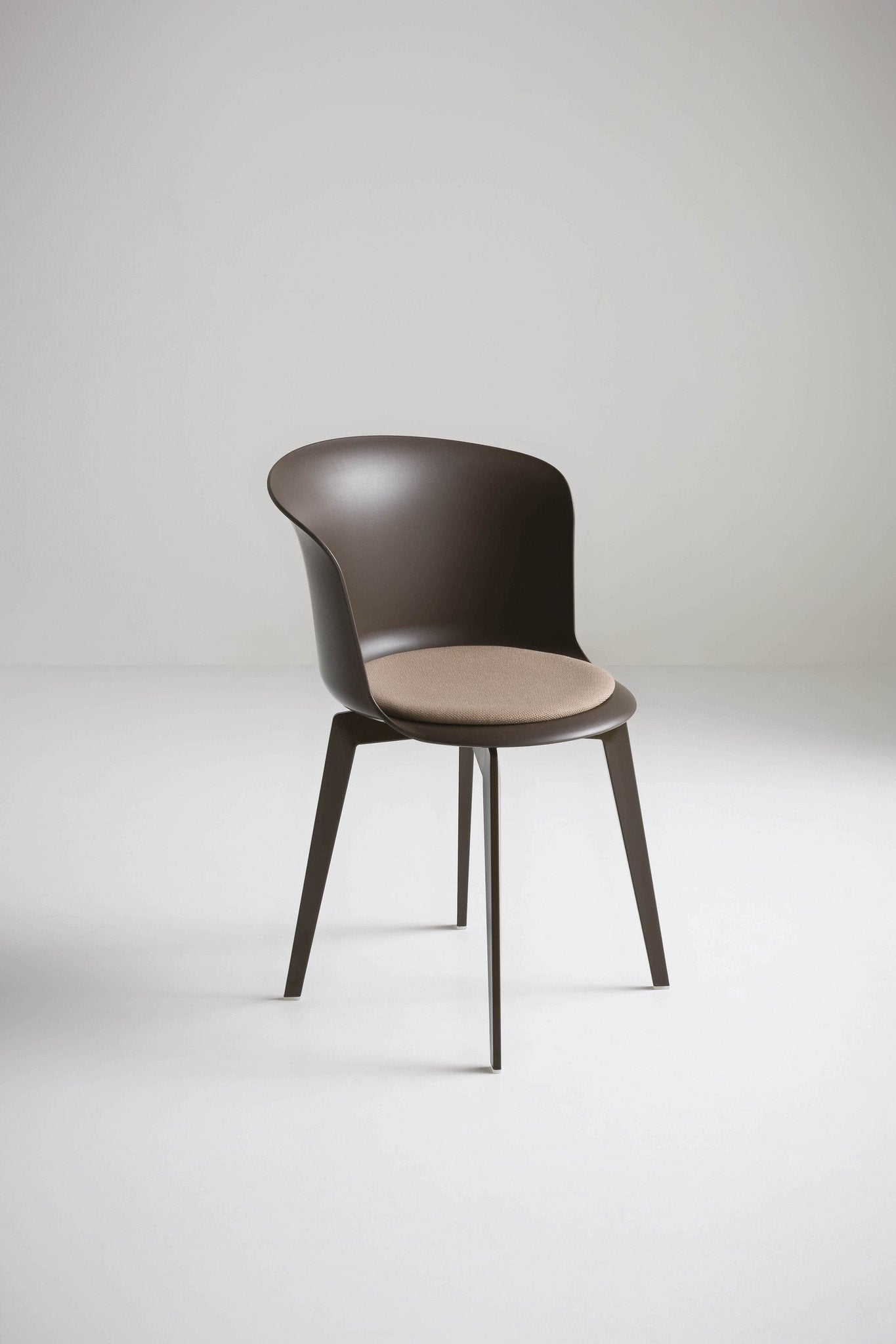 Epica Side Chair