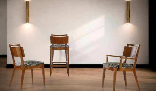 Epoque/A Armchair