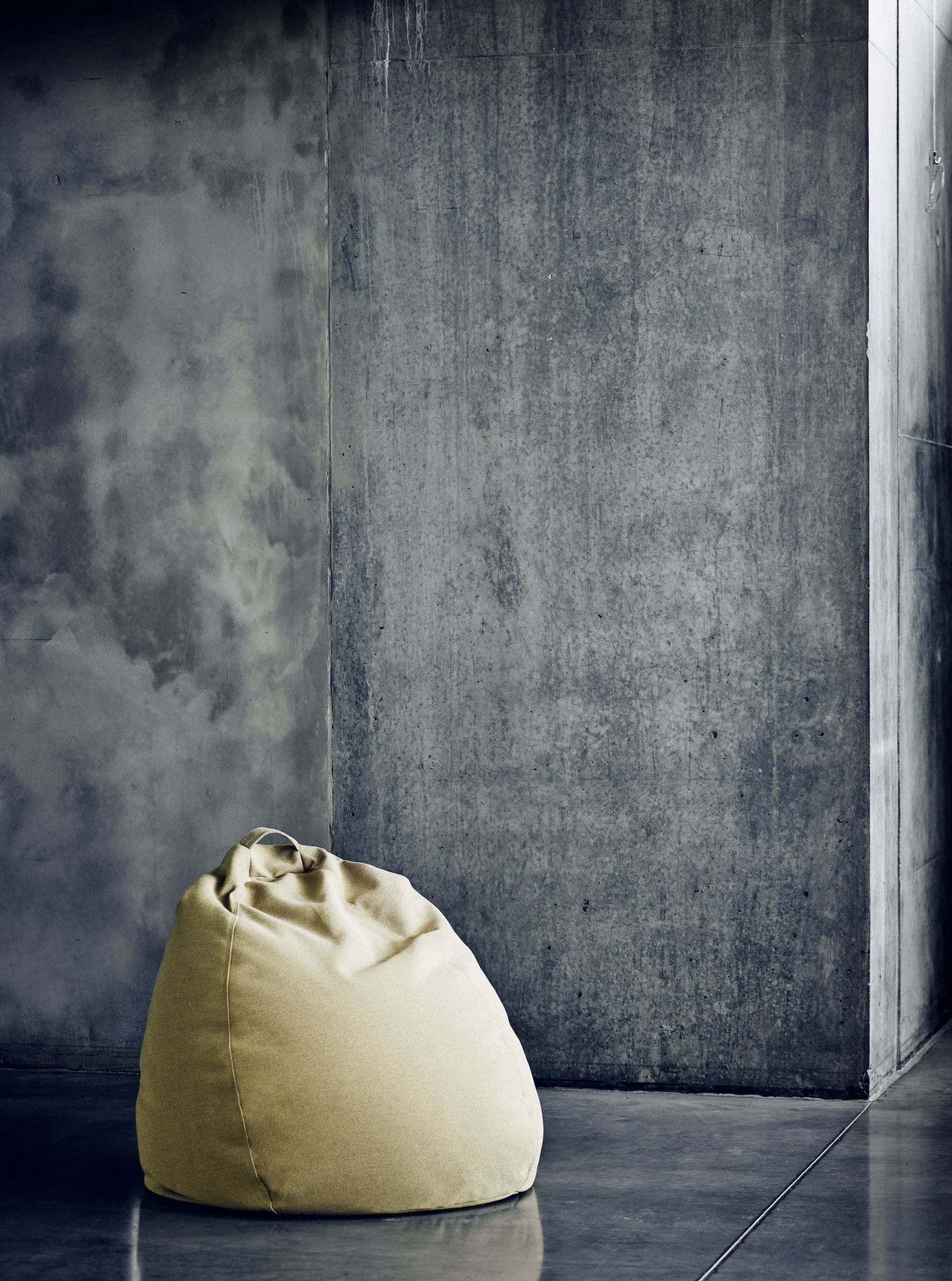 Espirit Bean Bag-Contract Furniture Store for hospitality, leisure & commercial projects