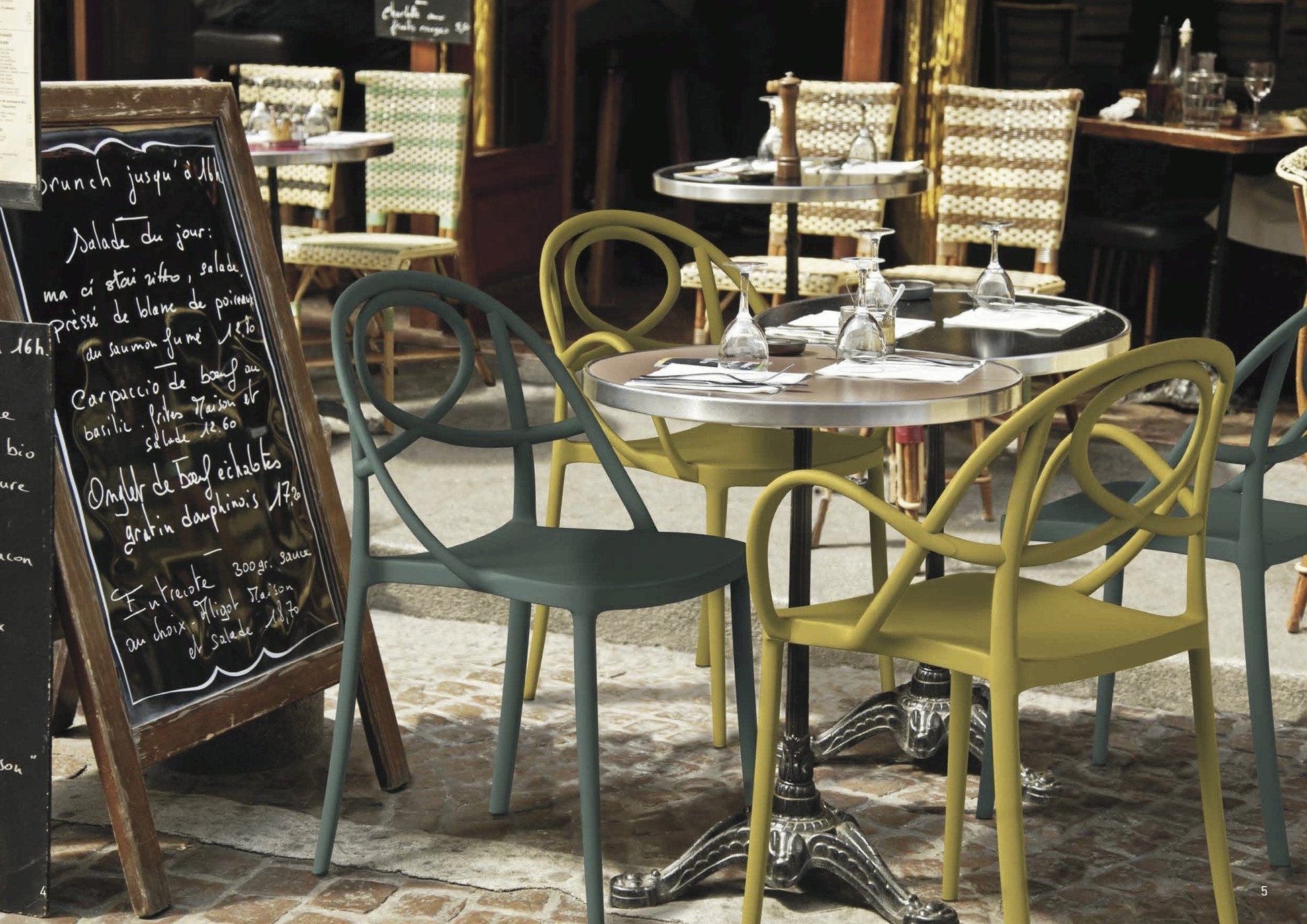 Etoile Armchair