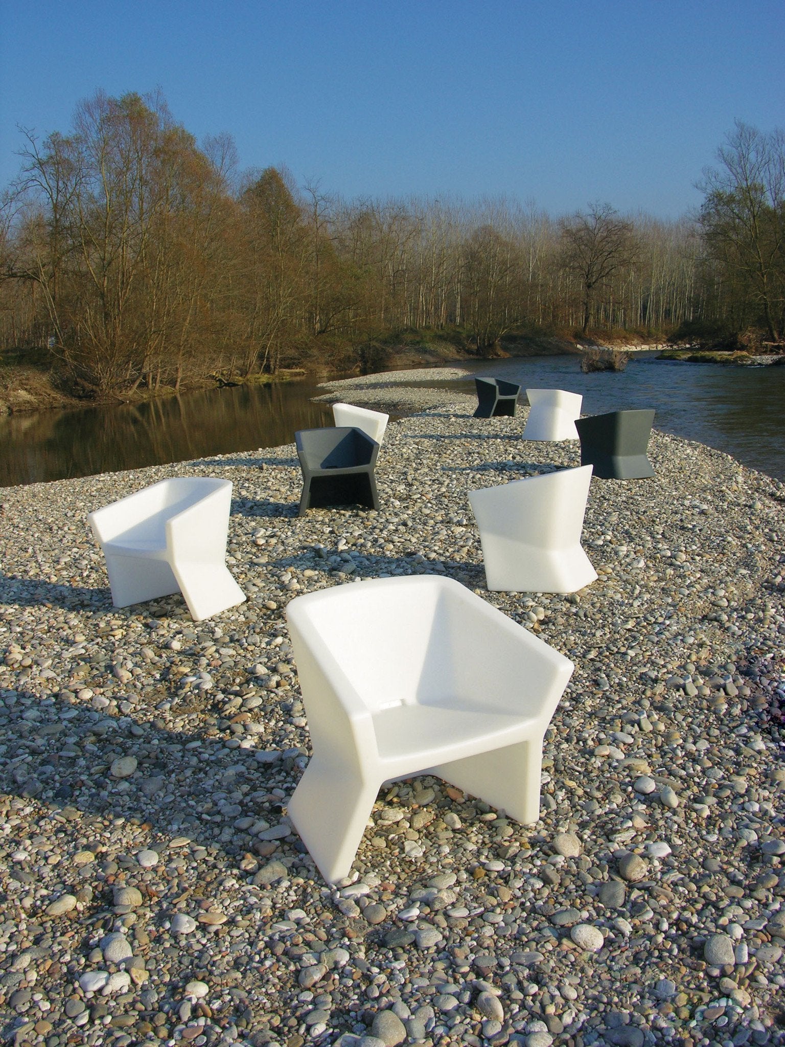 Exofa Armchair