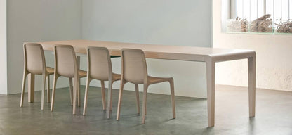 Exteso Dining Table
