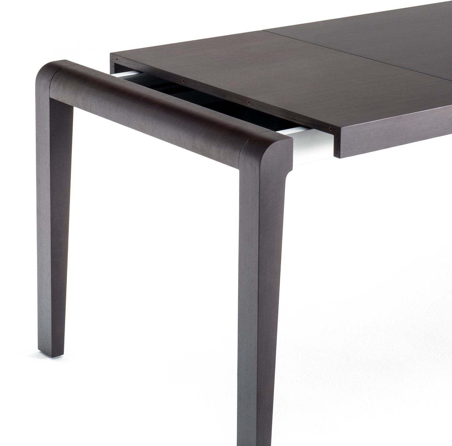 Exteso Dining Table