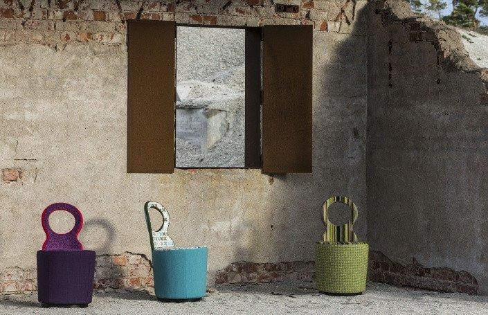 Eye Side Chair