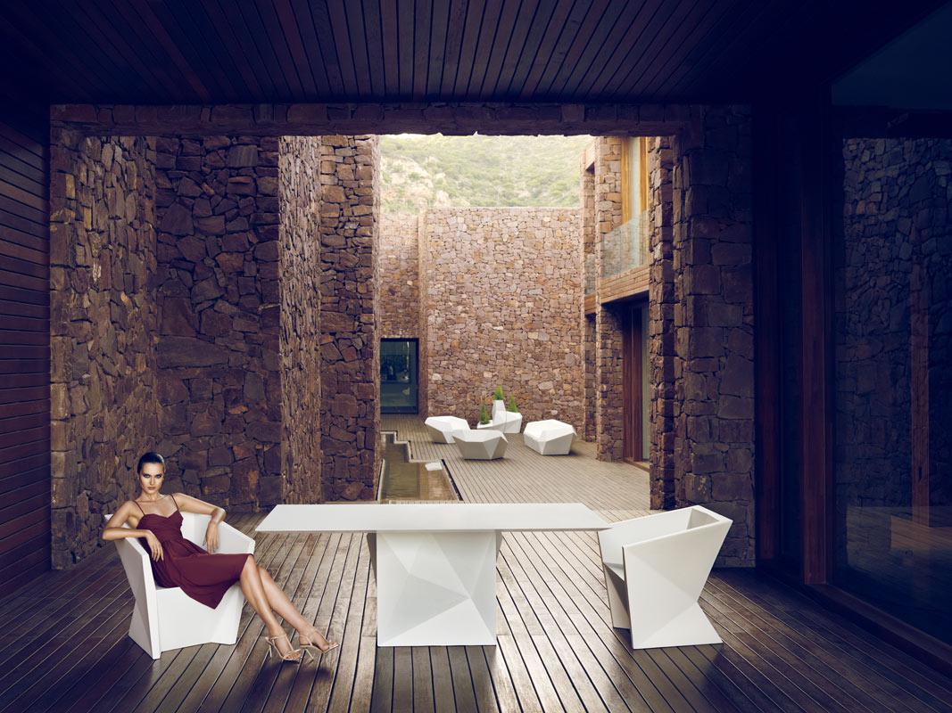 Faz Armchair-Contract Furniture Store for hospitality, leisure & commercial projects