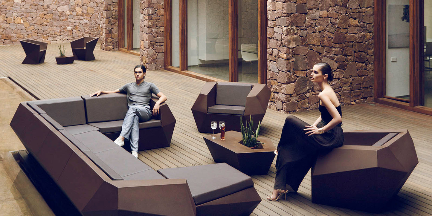 Faz Lounge Chair-Contract Furniture Store for hospitality, leisure & commercial projects