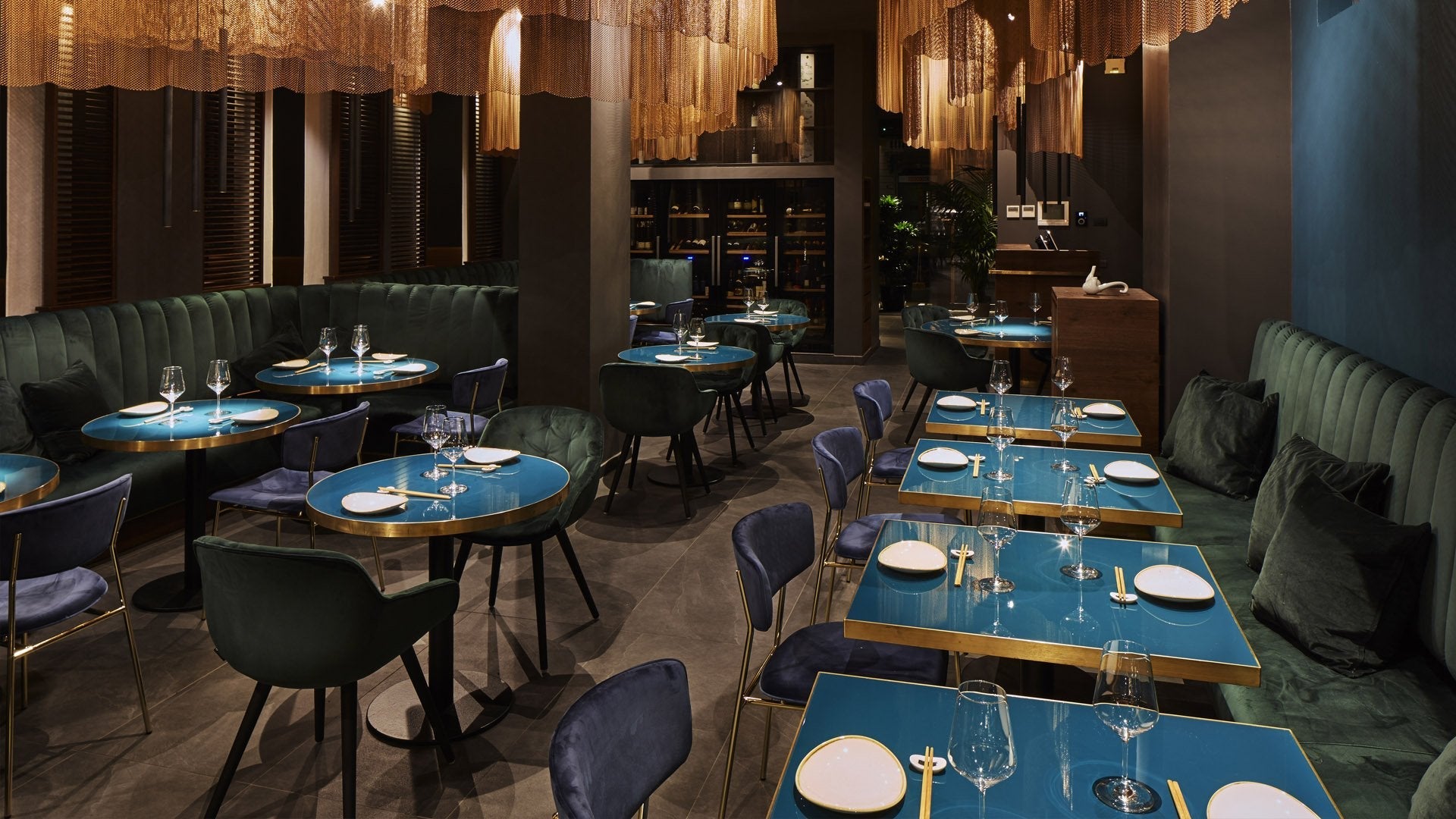 Fifties Side Chair-Contract Furniture Store for hospitality, leisure & commercial projects