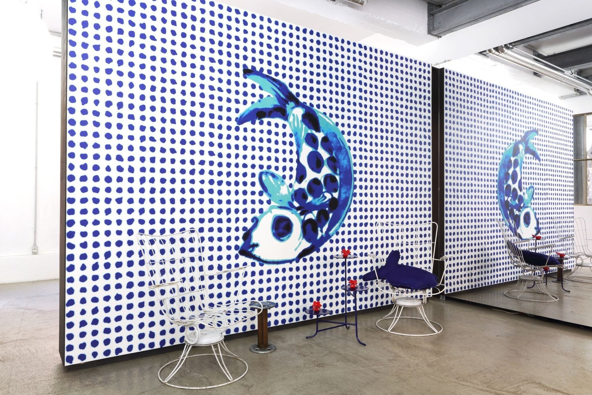 Fish & Dots Addiction Wallpaper PNO-01