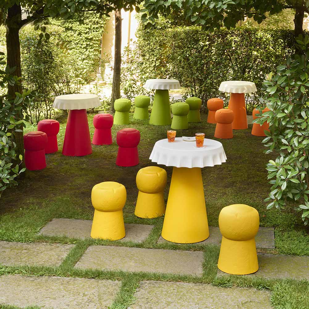 Fizzz Dining Table