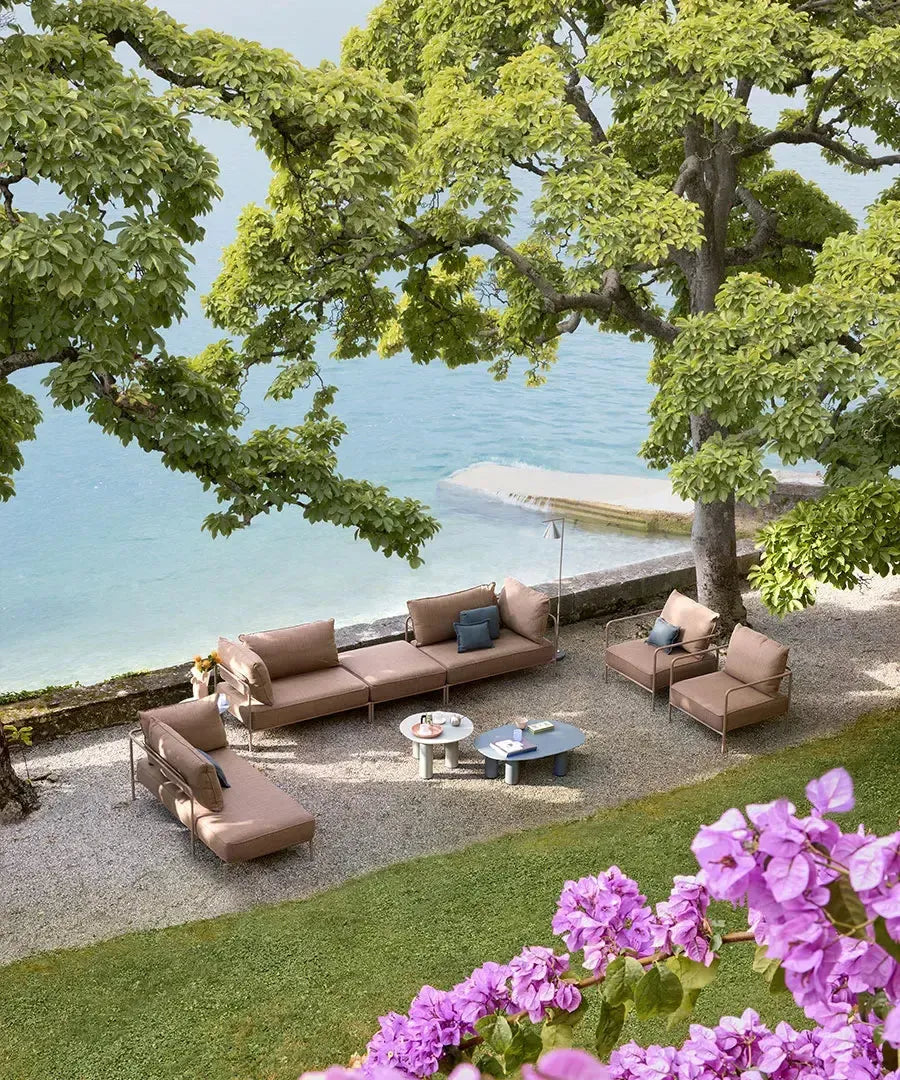 Flap 2902 Chaise Longue A-Contract Furniture Store for hospitality, leisure & commercial projects