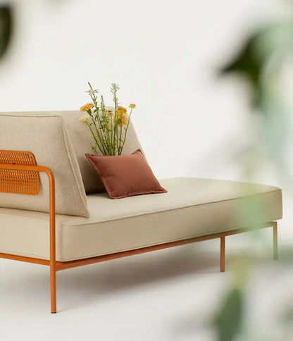 Flap 2903 Chaise Longue B-Contract Furniture Store for hospitality, leisure & commercial projects