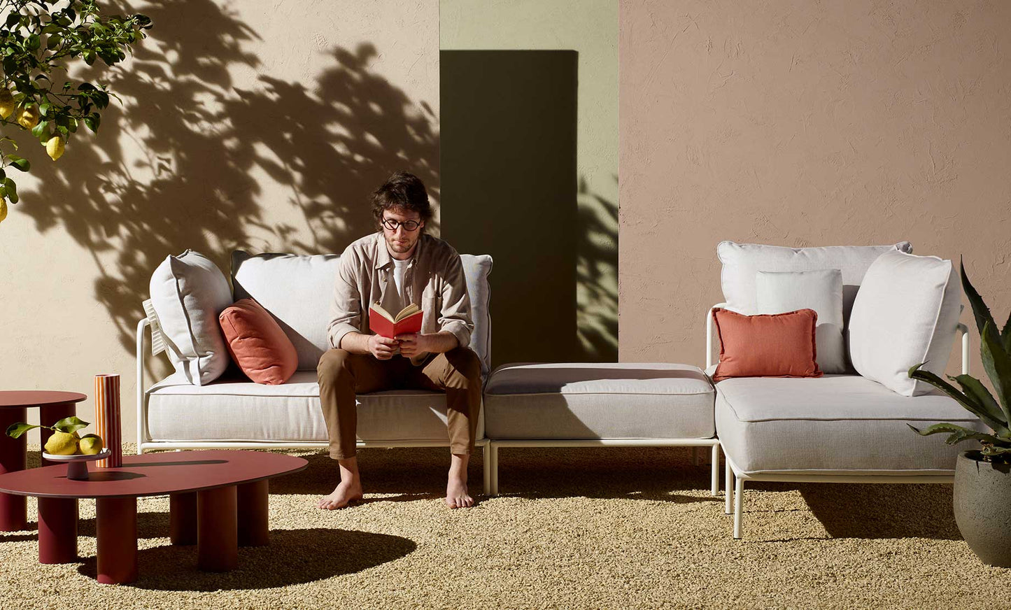 Flap 2903 Chaise Longue B-Contract Furniture Store for hospitality, leisure & commercial projects