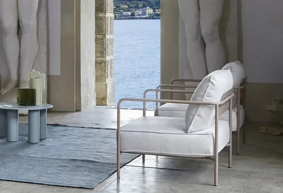 Flap 2905 Armchair-Contract Furniture Store for hospitality, leisure & commercial projects