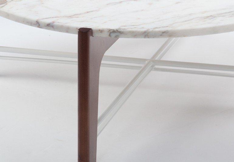 Flex Center Table