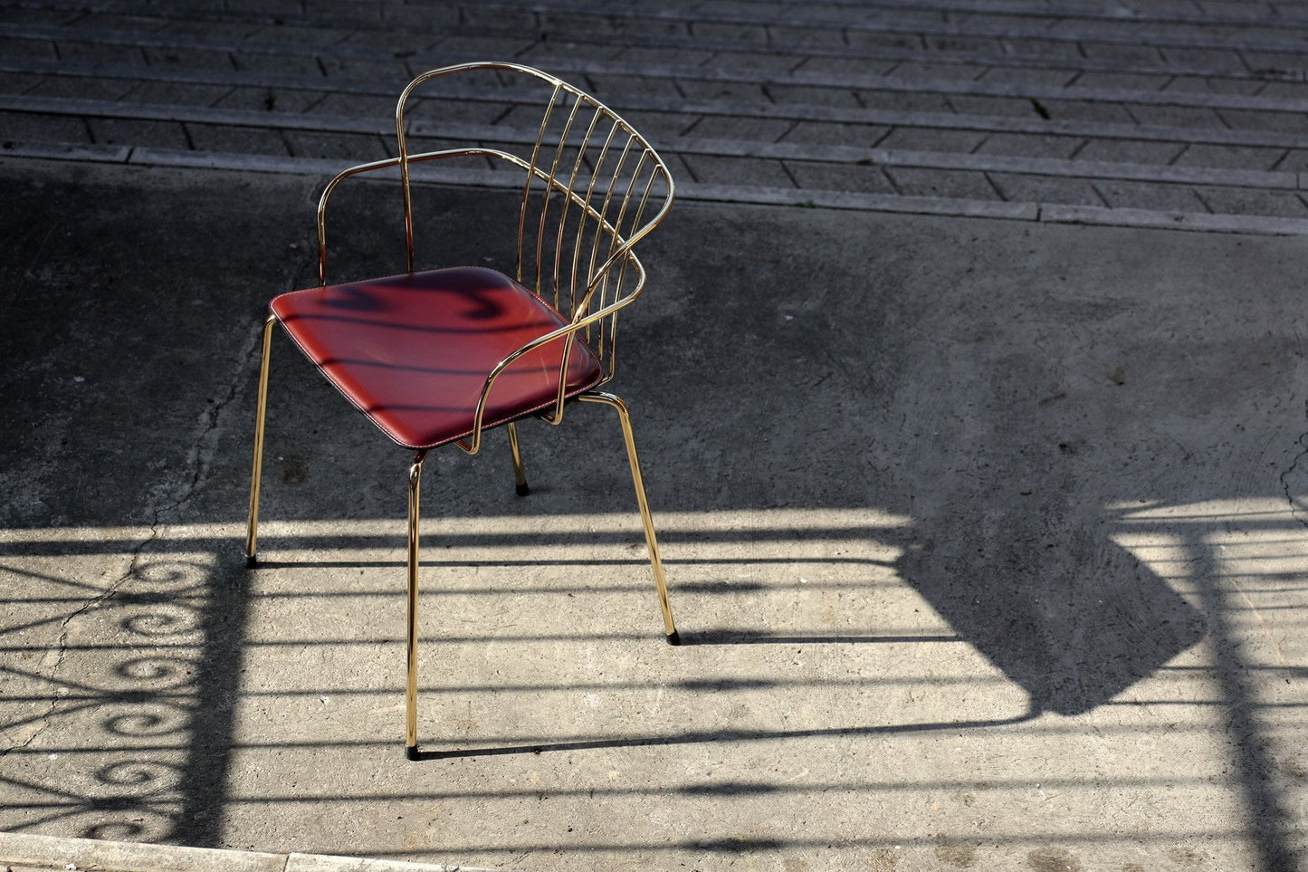 Flint 535-a SE Armchair