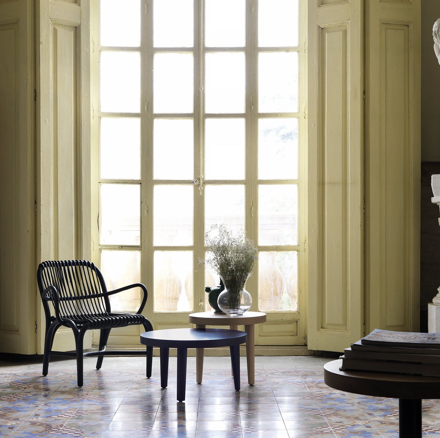 Fontal T012R Lounge Chair-Contract Furniture Store for hospitality, leisure & commercial projects