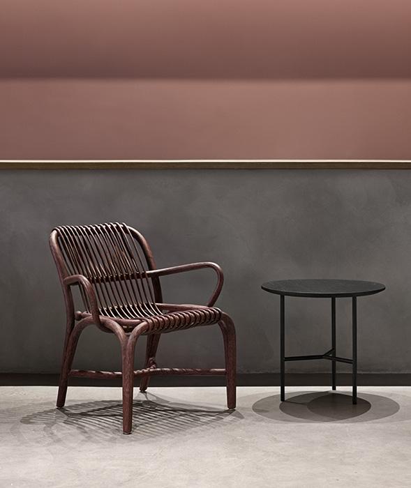 Fontal T012R Lounge Chair-Contract Furniture Store for hospitality, leisure & commercial projects