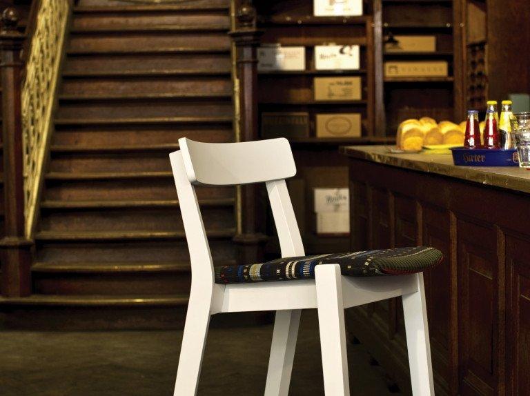 Frame 06 High Stool