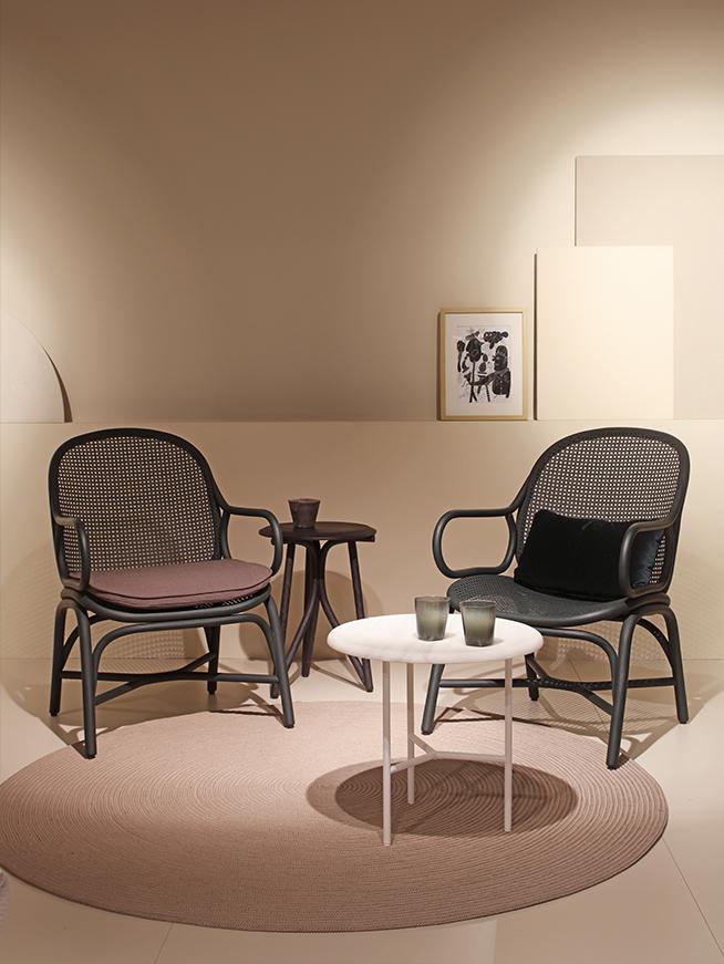 Frames Lounge Armchair-Contract Furniture Store for hospitality, leisure & commercial projects