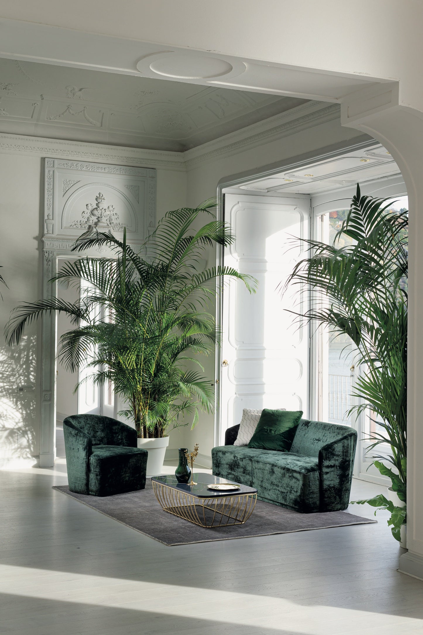 Fred 043 P Lounge Chair-Contract Furniture Store for hospitality, leisure & commercial projects