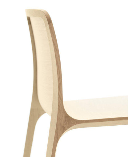 Frida 752 Side Chair