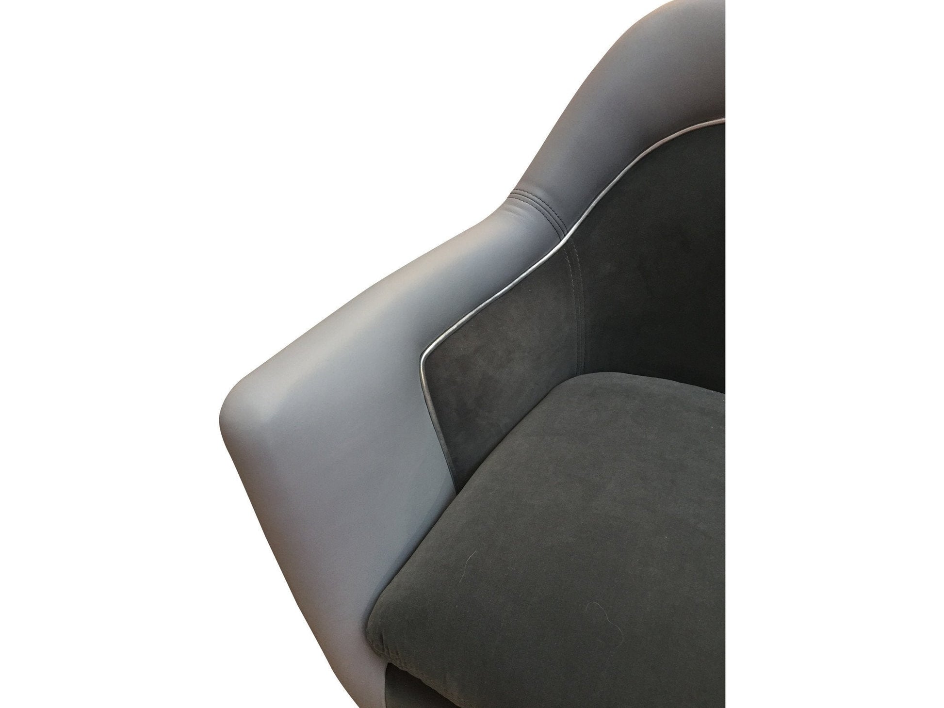 Frida Lounge Chair