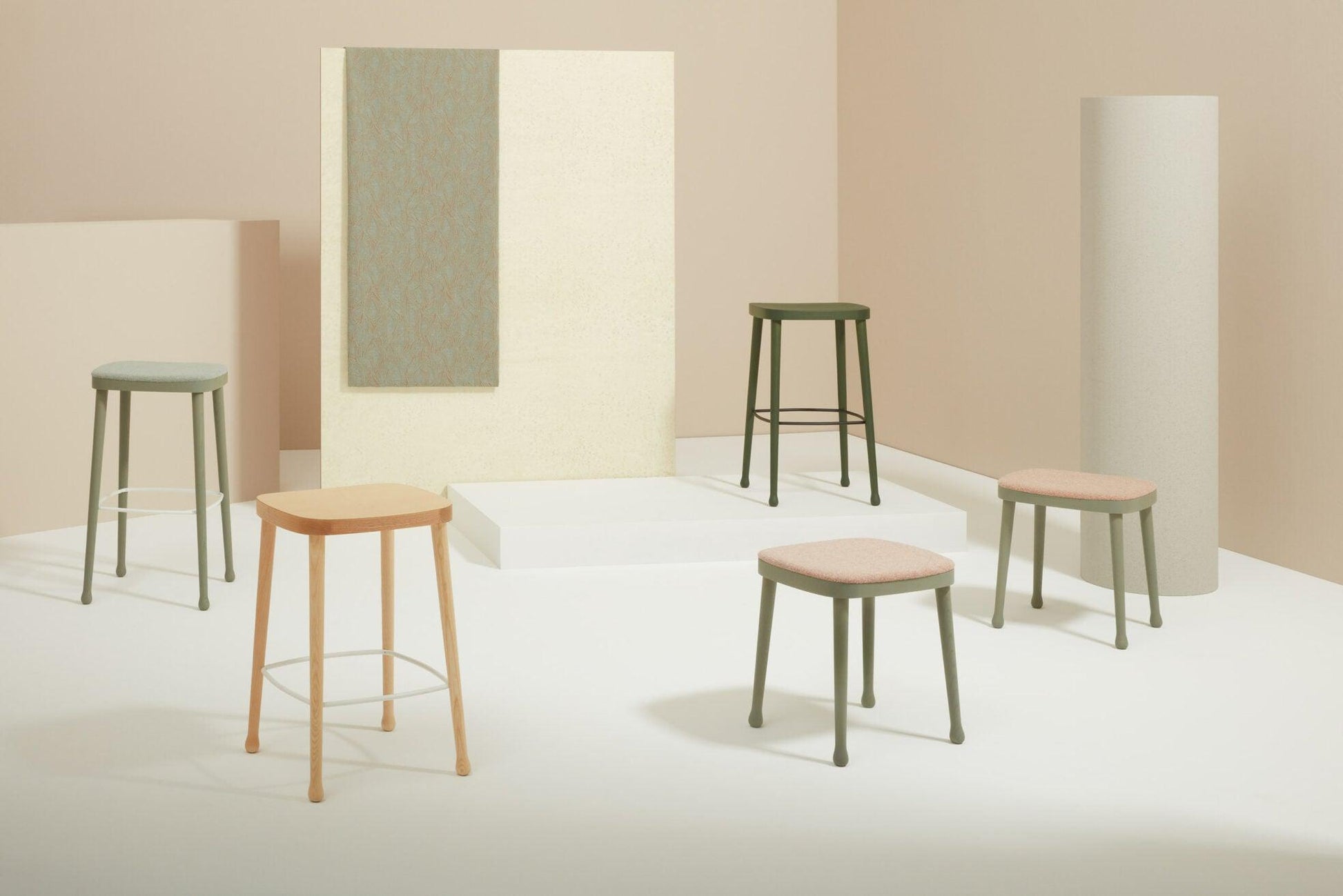 Frisée 261 High Stool-Contract Furniture Store for hospitality, leisure & commercial projects