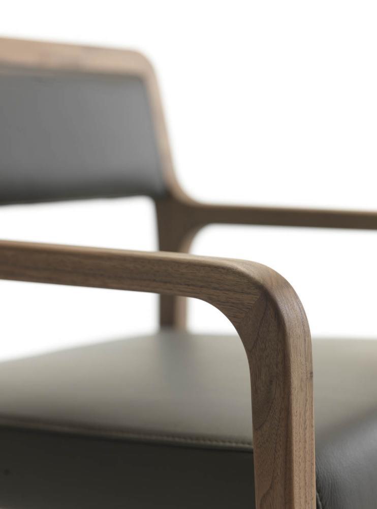 Fuji 2004 Armchair