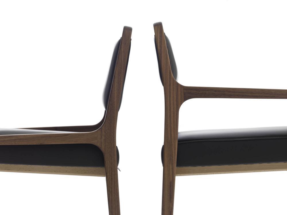 Fuji 2004 Armchair