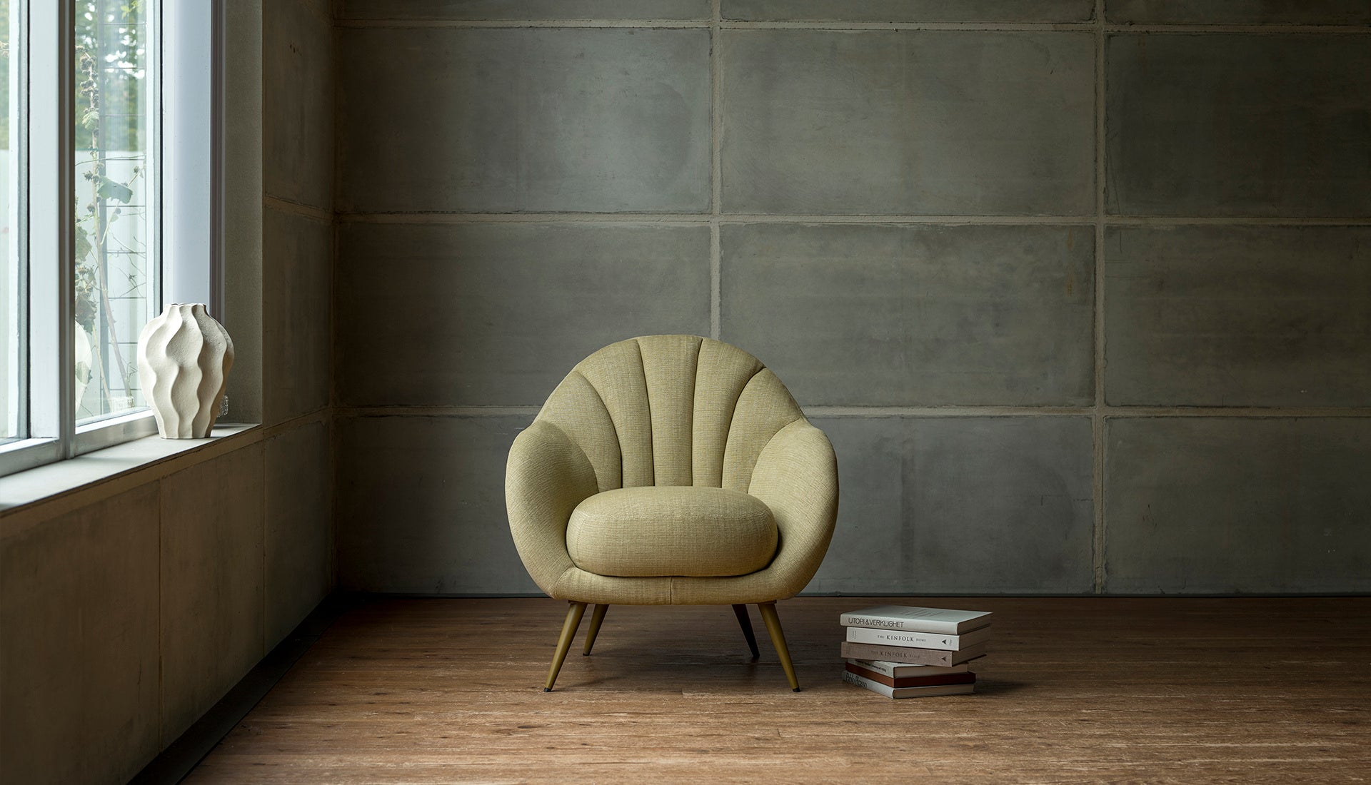 Garbo Lounge Chair-Contract Furniture Store for hospitality, leisure & commercial projects