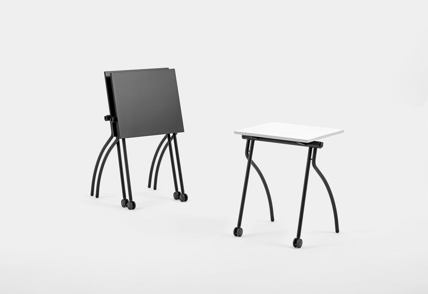 Gate Training Table-Contract Furniture Store for hospitality, leisure & commercial projects