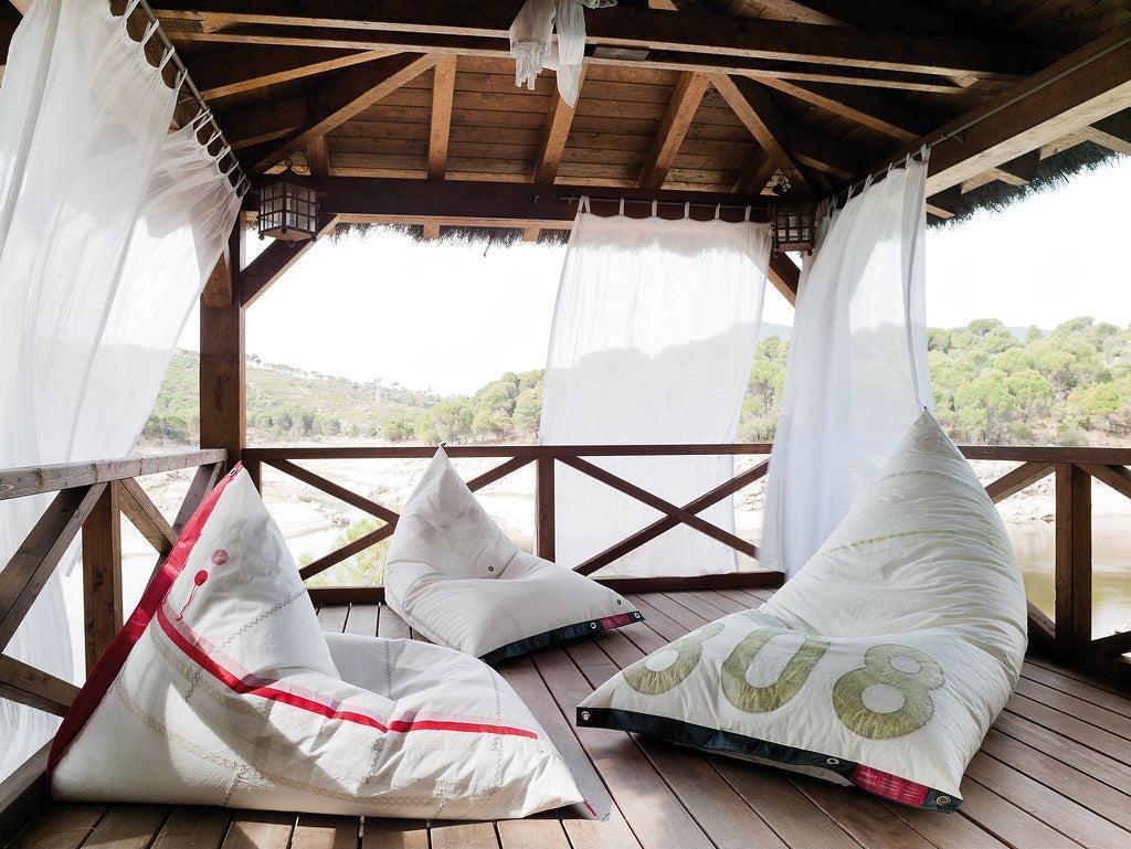 Génois Bean Bag-Contract Furniture Store for hospitality, leisure & commercial projects