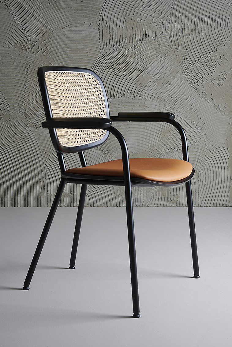 Ghibli Home Edition Armchair-Contract Furniture Store for hospitality, leisure & commercial projects