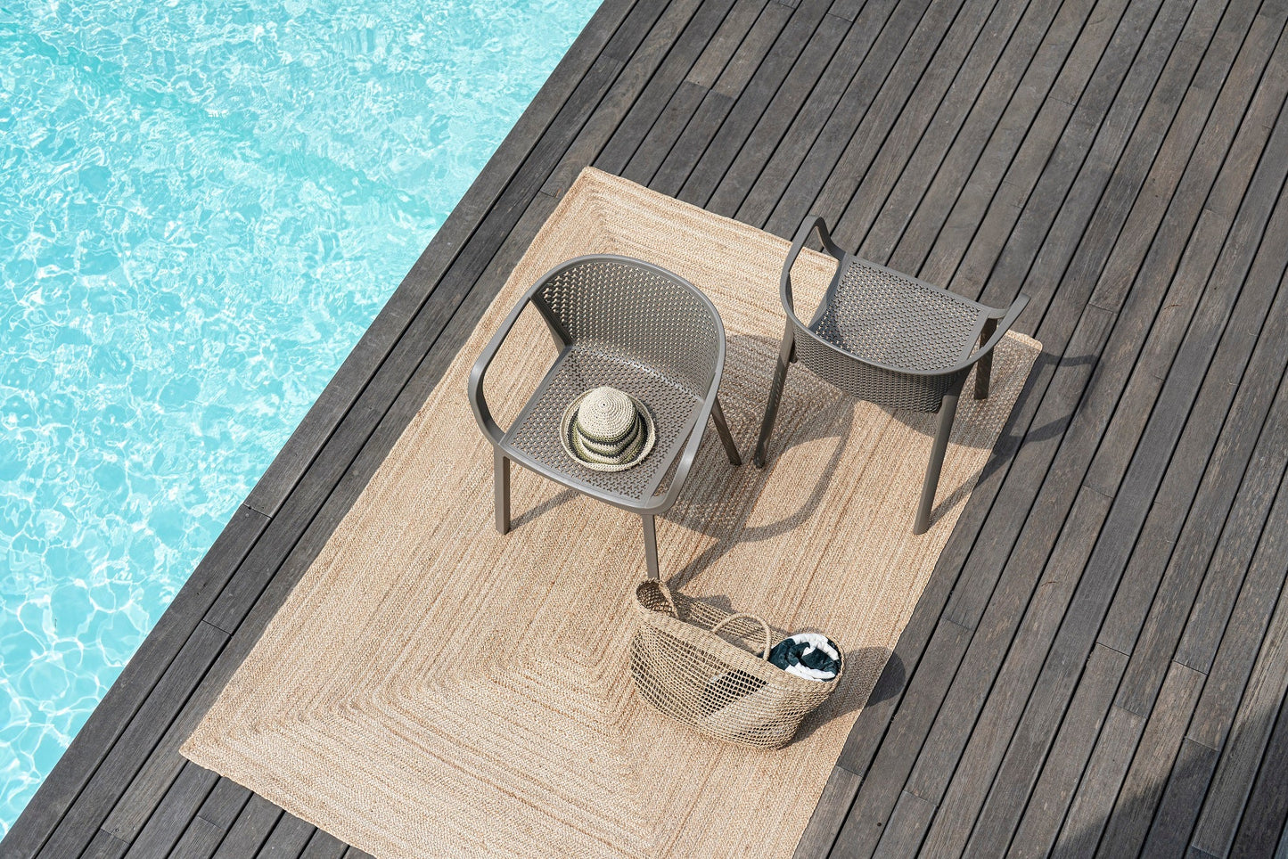 Gianet Armchair-Contract Furniture Store for hospitality, leisure & commercial projects