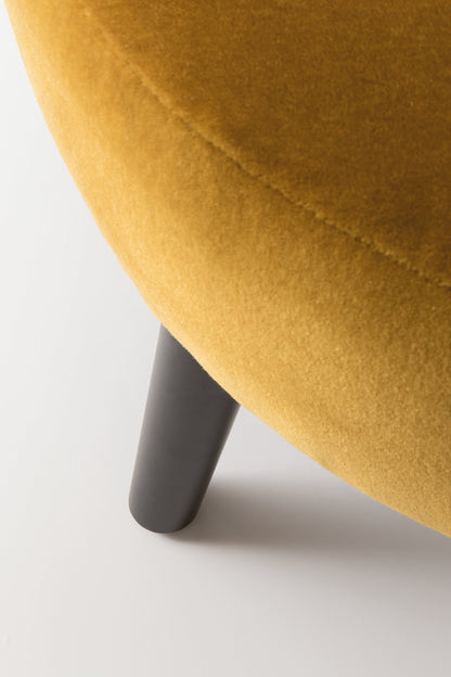 Ginger 060 P Lounge Chair-Contract Furniture Store for hospitality, leisure & commercial projects