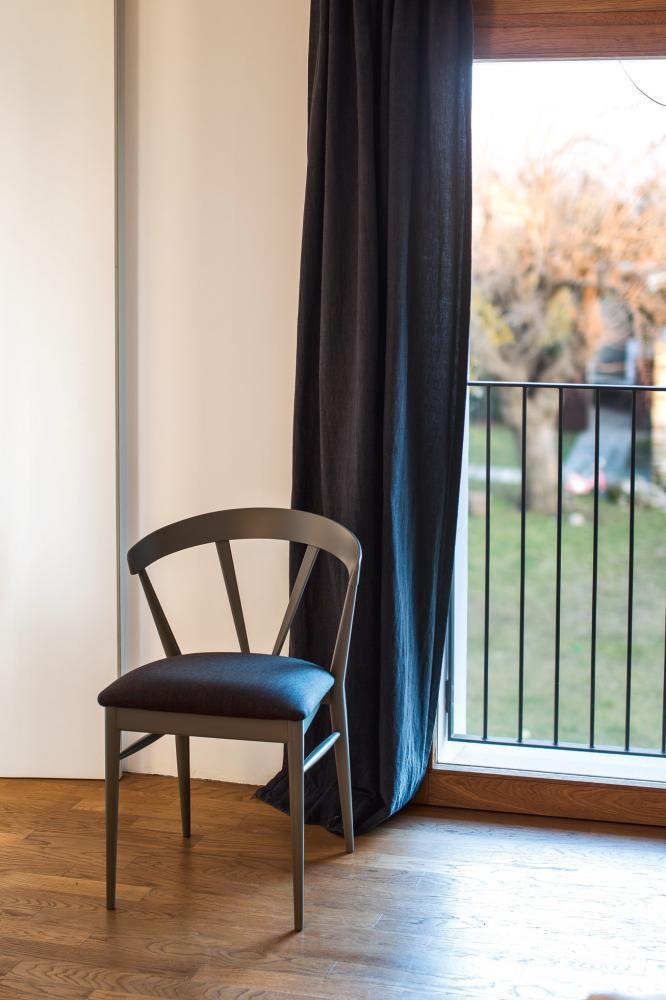 Ginger 2126 Side Chair
