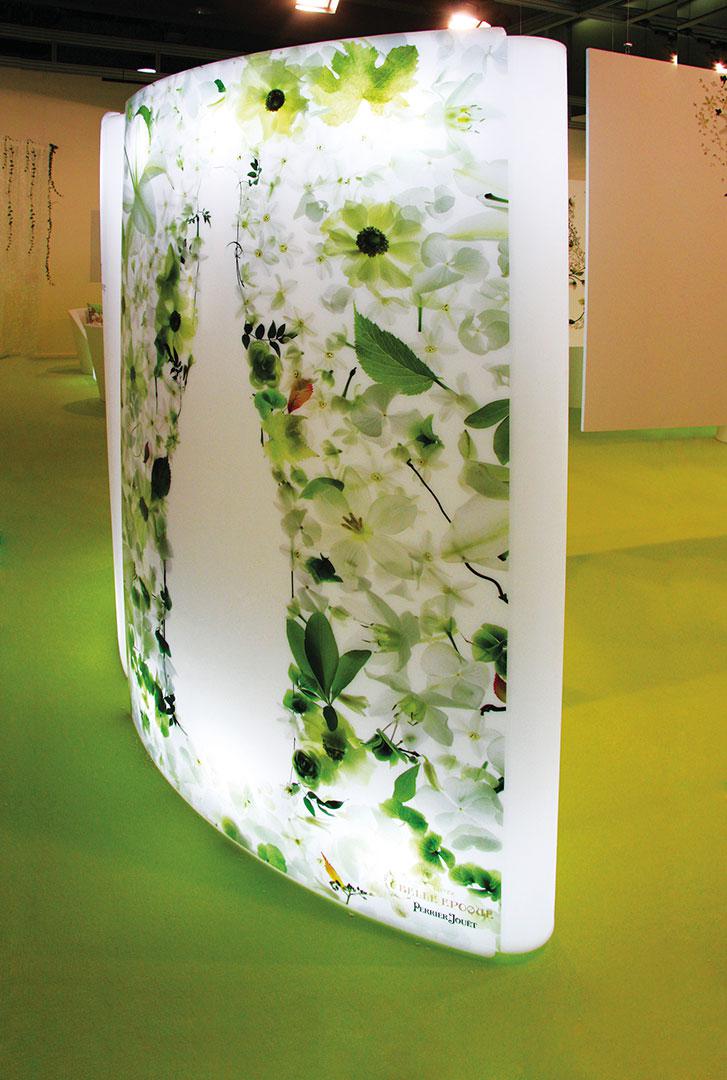 Giò Wind-Slide Design-Contract Furniture Store