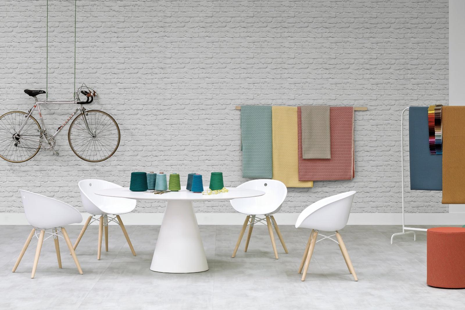 Gliss Wood 904/905 Chair