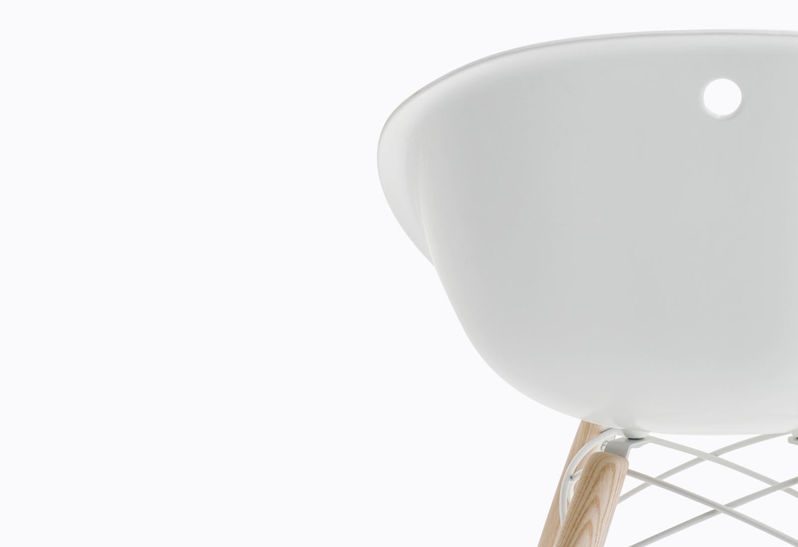 Gliss Wood 904/905 Chair