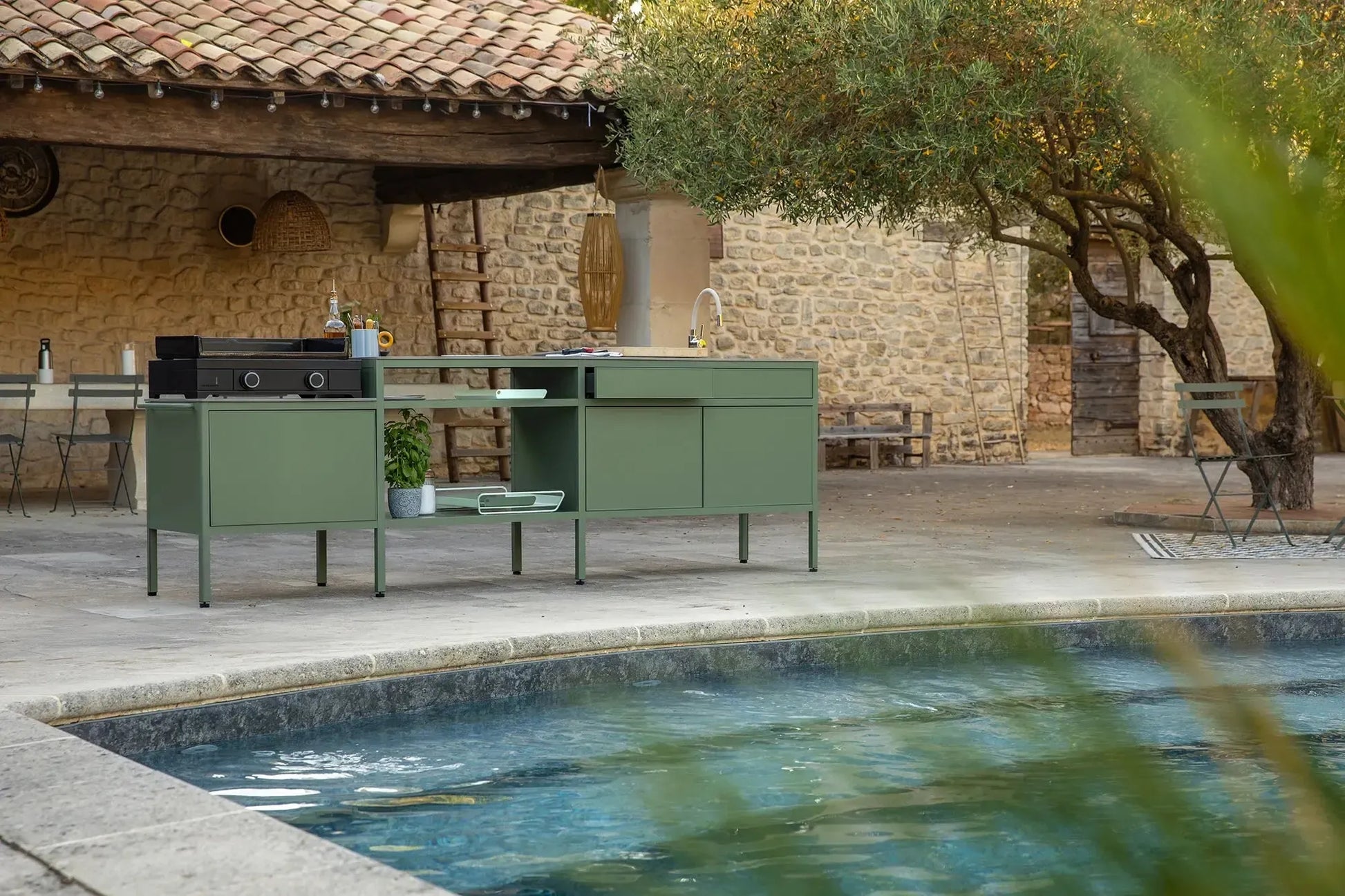 Goosto Outdoor Kitchens-Contract Furniture Store for hospitality, leisure & commercial projects