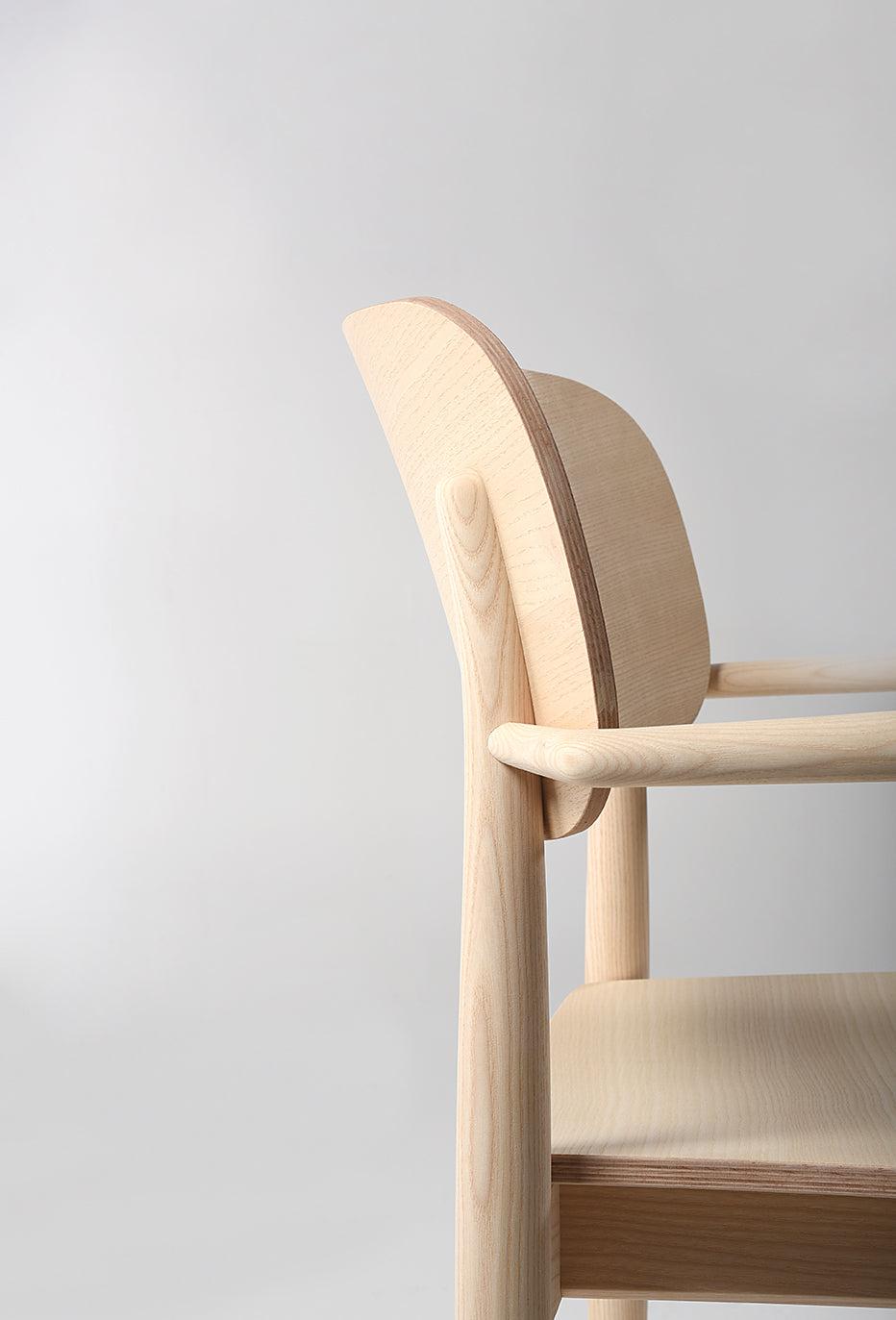 Grado 2542 PO Armchair-Contract Furniture Store for hospitality, leisure & commercial projects