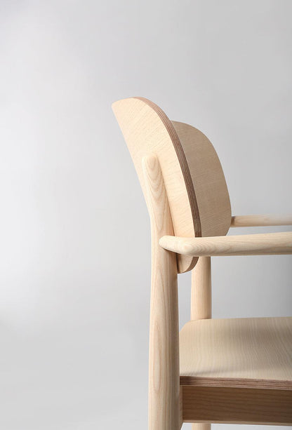 Grado 2542 PO Armchair-Contract Furniture Store for hospitality, leisure & commercial projects