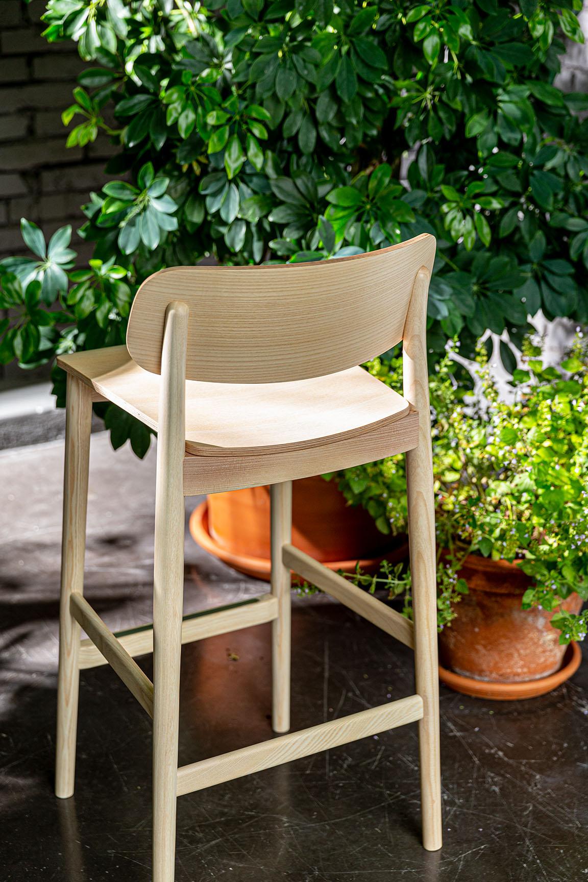 Grado 2543 SG High Stool-Contract Furniture Store for hospitality, leisure & commercial projects