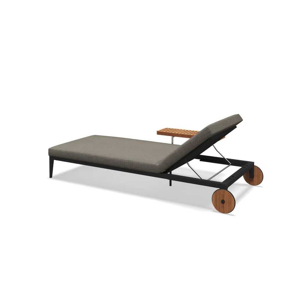 Grid Lounger-Contract Furniture Store for hospitality, leisure & commercial projects