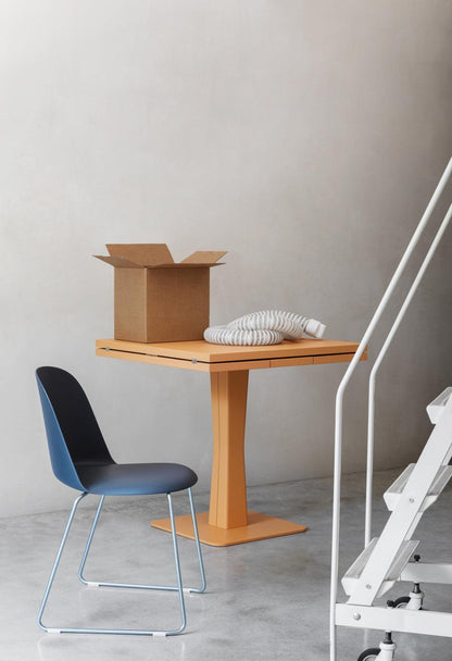 Gualtiero Dining Table-Contract Furniture Store for hospitality, leisure & commercial projects