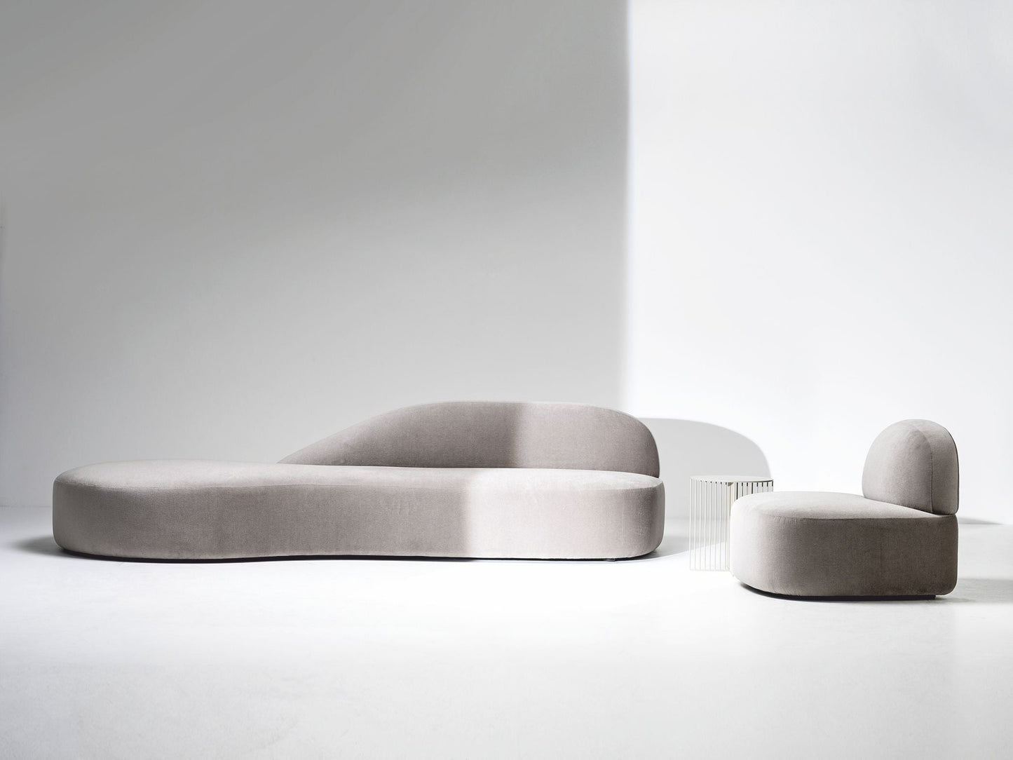 Guest Sofa-Contract Furniture Store for hospitality, leisure & commercial projects