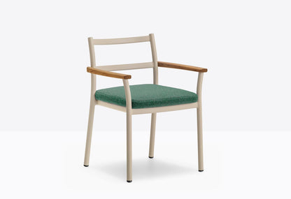 Guinea 3694 Armchair-Contract Furniture Store for hospitality, leisure & commercial projects