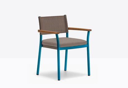 Guinea 3695 Armchair-Contract Furniture Store for hospitality, leisure & commercial projects