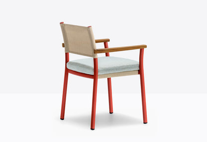 Guinea 3695 Armchair-Contract Furniture Store for hospitality, leisure & commercial projects