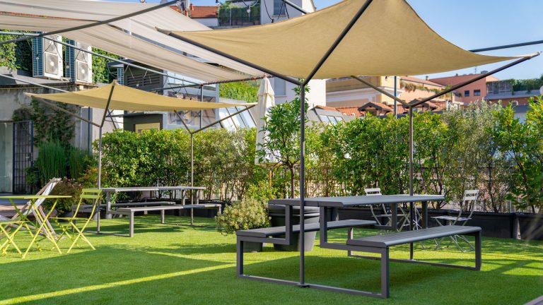 H24 Picnic Table-Contract Furniture Store for hospitality, leisure & commercial projects